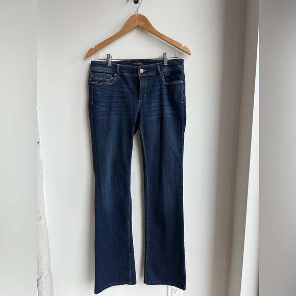 White House Black Market Women's Classic Blue Boot Leg Jeans Size 6R - Picture 1 of 6
